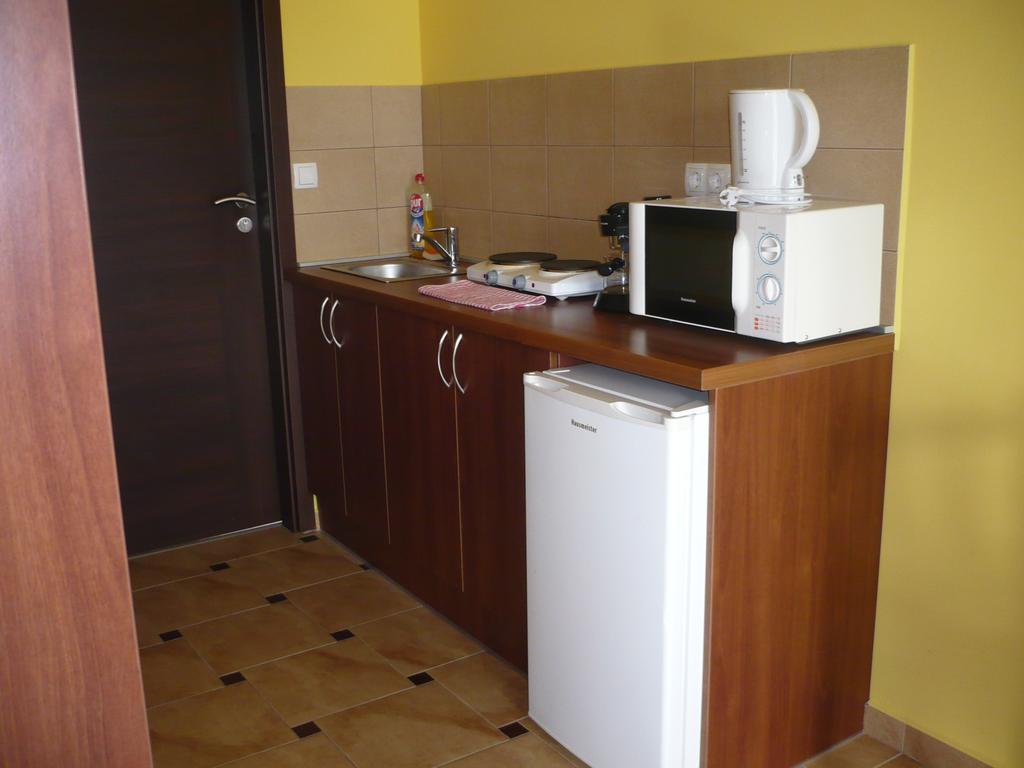 Adrienn Apartman Шарвар Екстер'єр фото